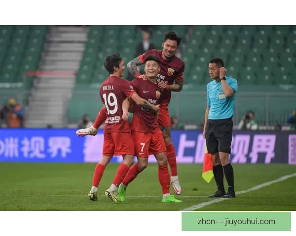 中超新赛季揭幕战观众热情高涨上座率创五年新纪录